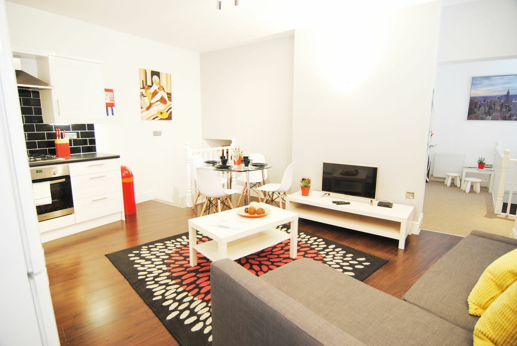 Aparts - Euston Apartment